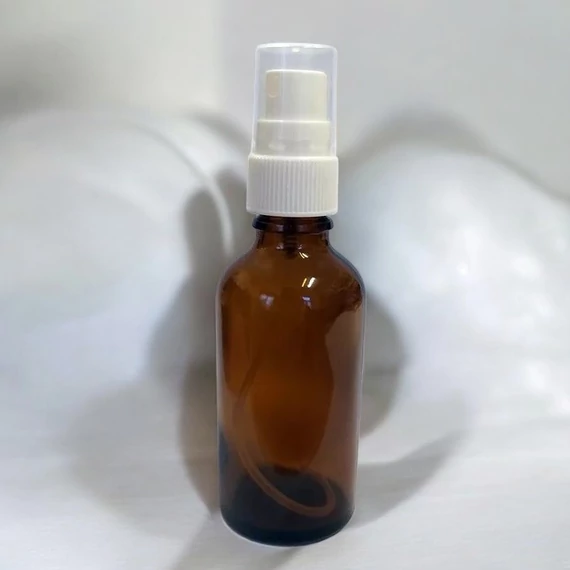 Szórófejes üveg – 50 ml (barna, aromaterápiás használatra)